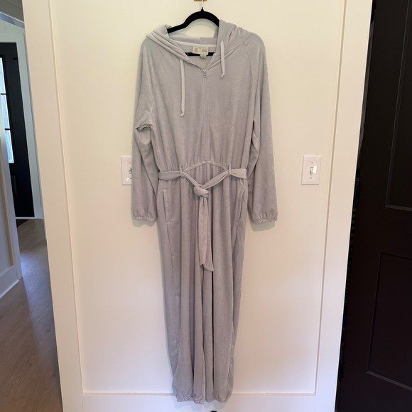Saturday Sunday by Anthropologie Pants - Saturday Sunday Anthropologie Grey Ribbed Velour Hooded Zip Up Jumpsuit Medium